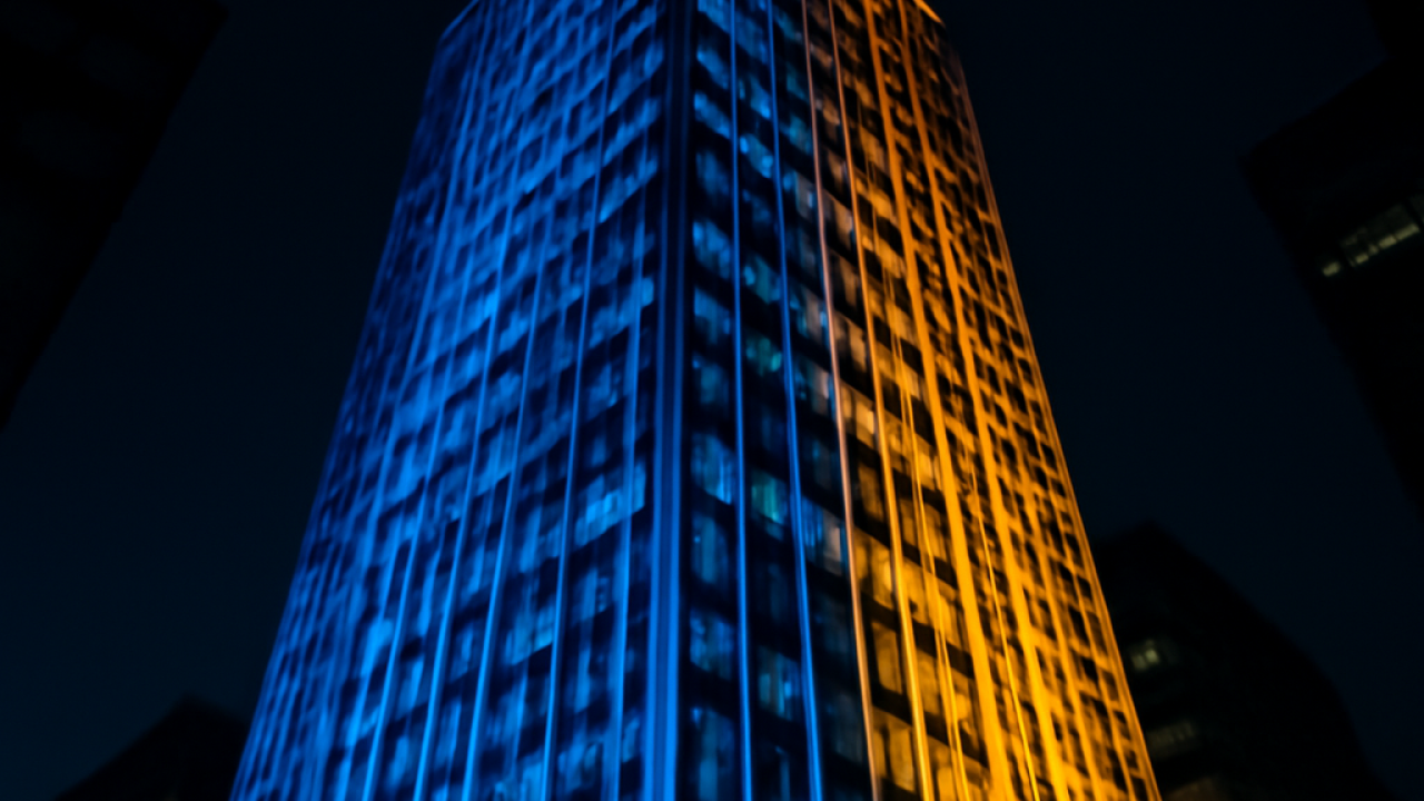 La tour Maroc Telecom, quand la façade devient message